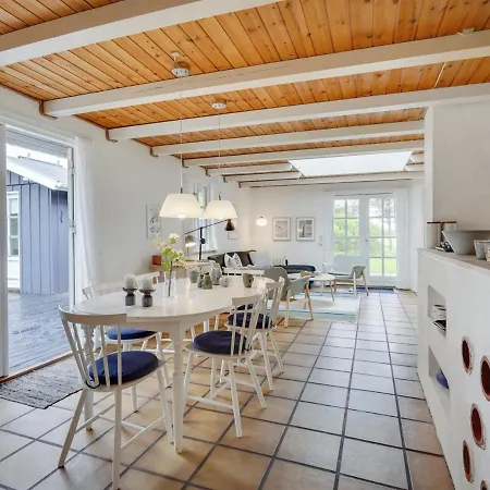 Casa de Férias Soelvy - 300m From The Sea In Nw Jutland By Interhome